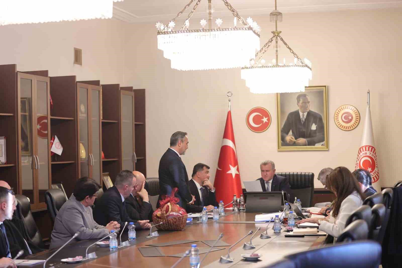 Düzce’ye spor yatırımı müjdesi
