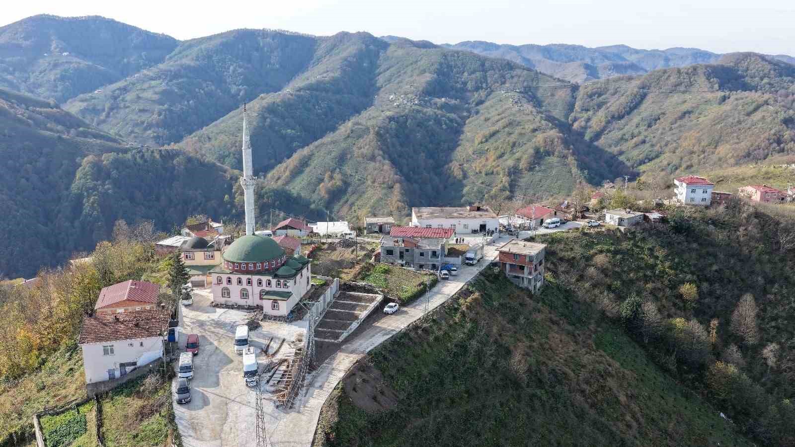 Başkan Kul: "Terme’nin en uzağıyla yakını arasına hizmet farkı yok"
