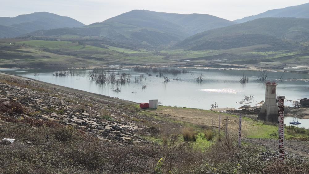 Tekirdağ’da korkutan görüntü: Naip Barajı’nda 20 günlük su kaldı