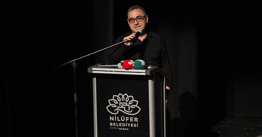 ETÜ öğretim üyesi Prof. Dr. Murat Kacıroğlu’na edebiyat eleştirisi ödülü
