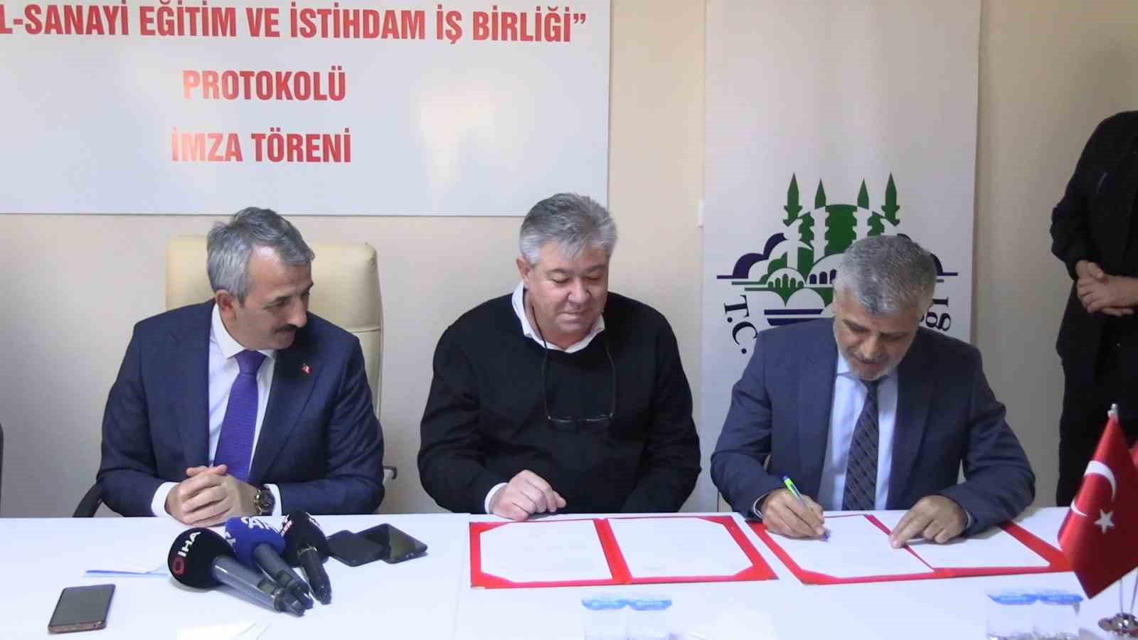 Edirne’de meslek lisesi öğrencilerine burs ve istihdam garantisi

