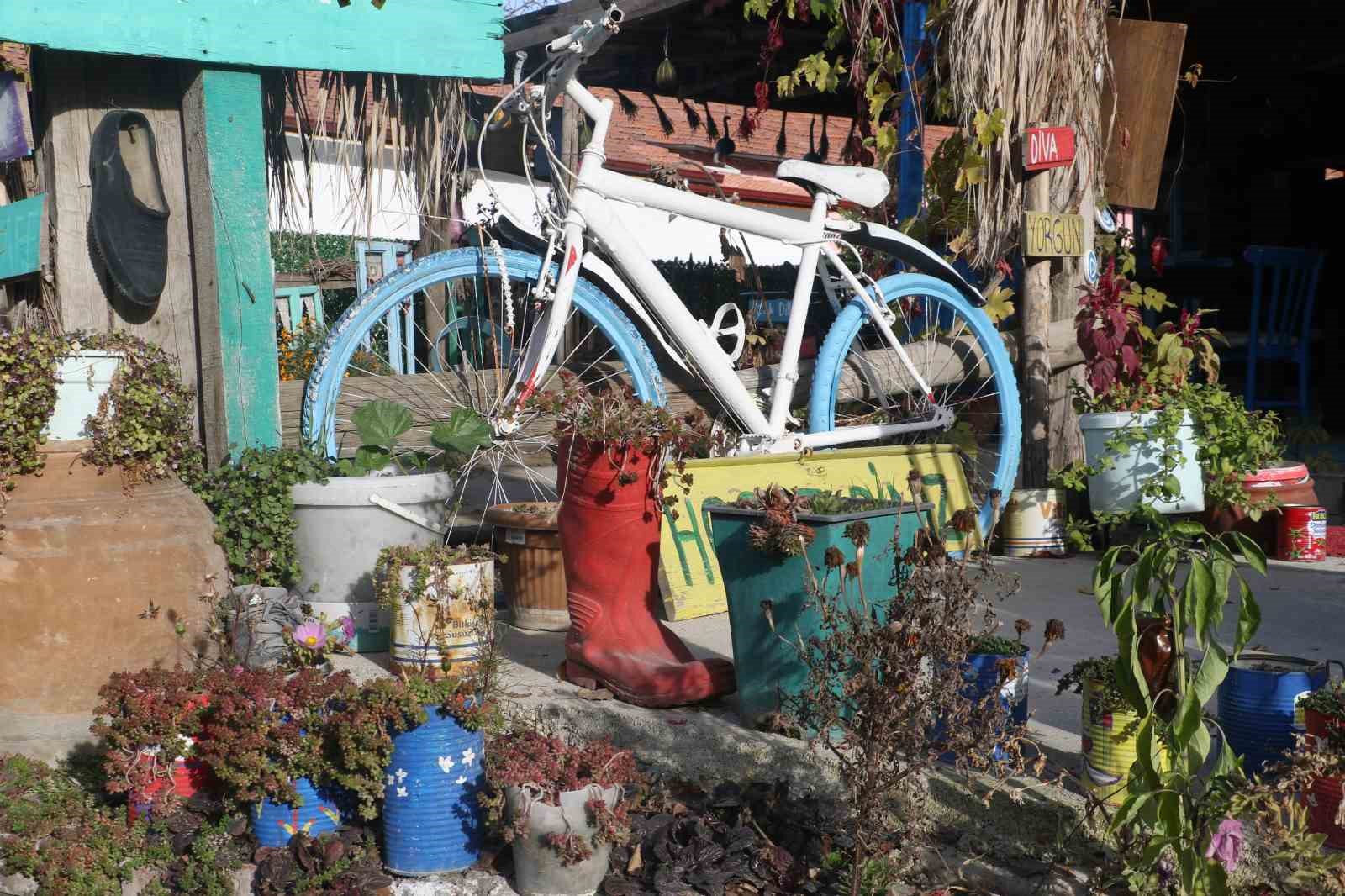 Binalardan duvarlara renk cümbüşü: ‘Renkli Köy’
