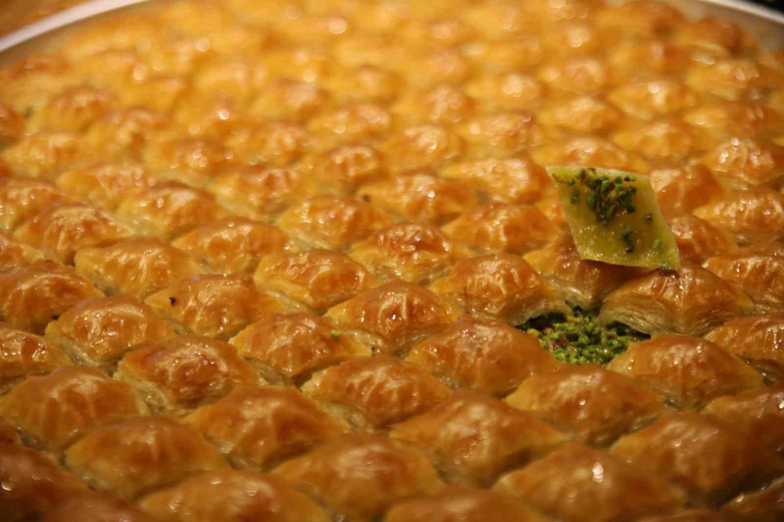 Gaziantep’in köklü tatlı geleneğini günümüze taşıyor
