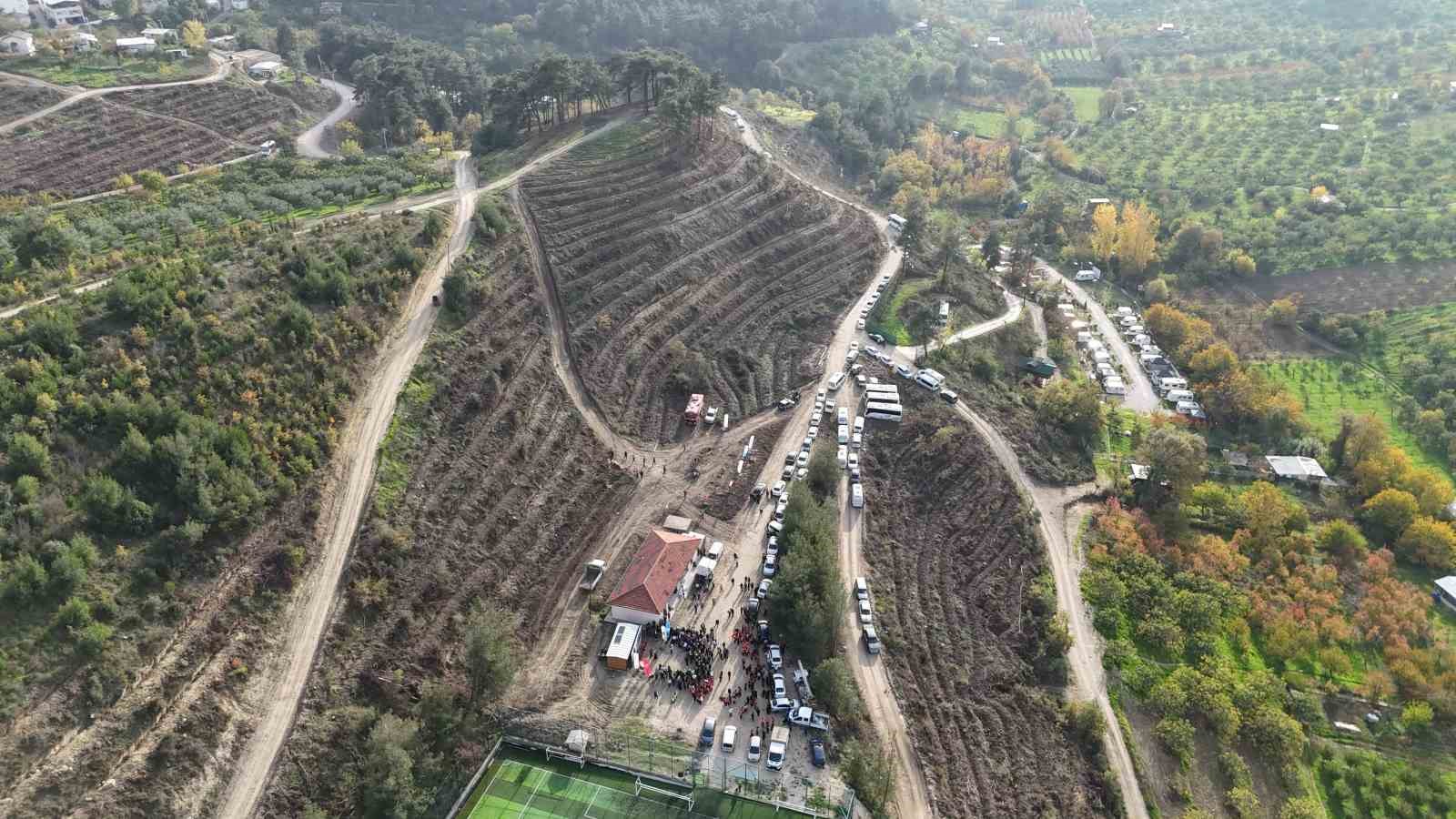 Bursa’da kitaplardan yeşerecek ormana ilk tohumlar  bırakıldı
