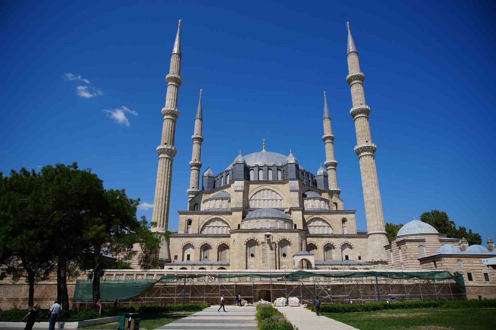 Selimiye Kubbe süslemeleri restorasyonuna mahkeme "dur"dedi