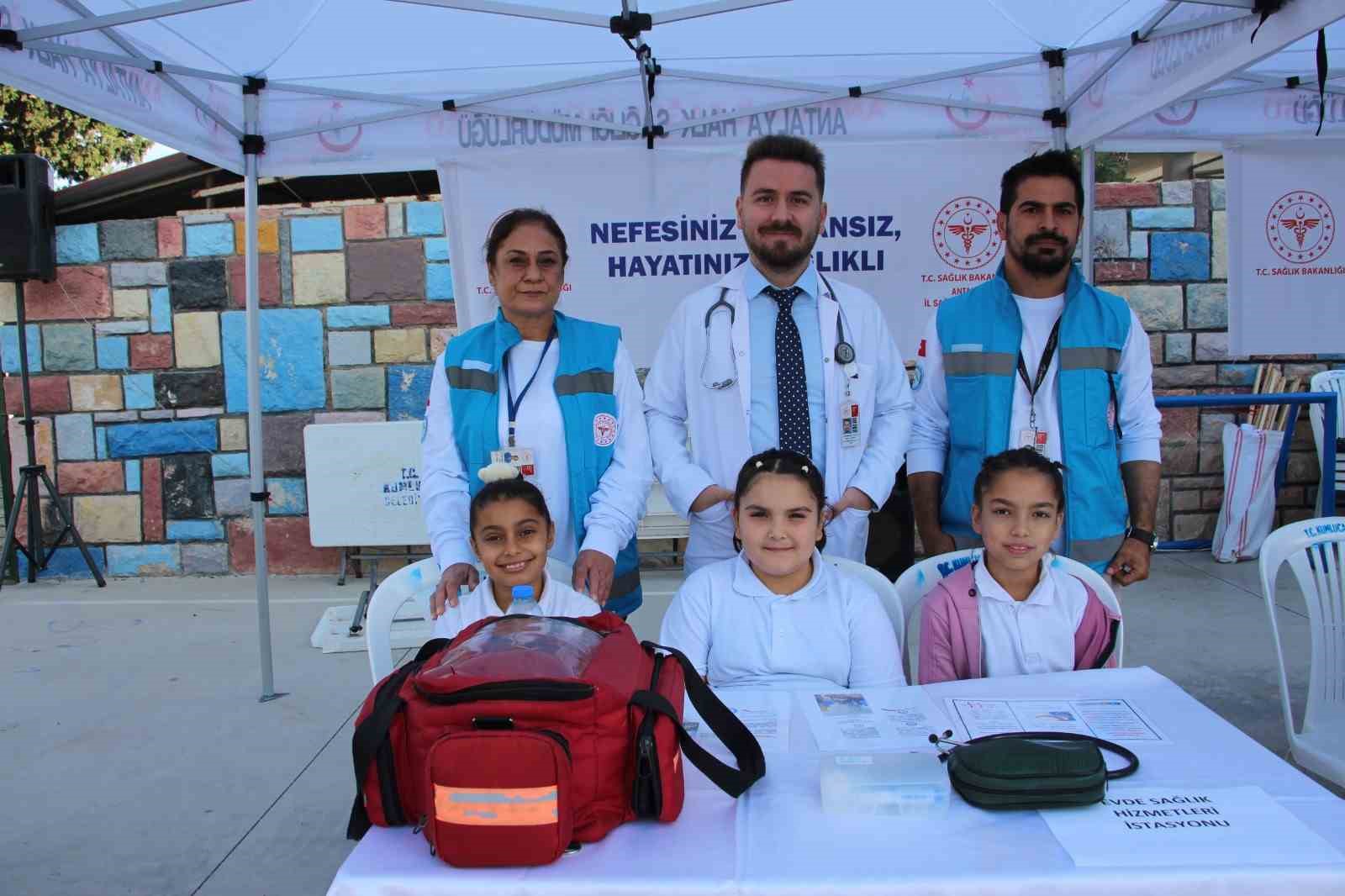 (Düzeltme) Çocuklara hem teorik hem uygulamalı eğitim
