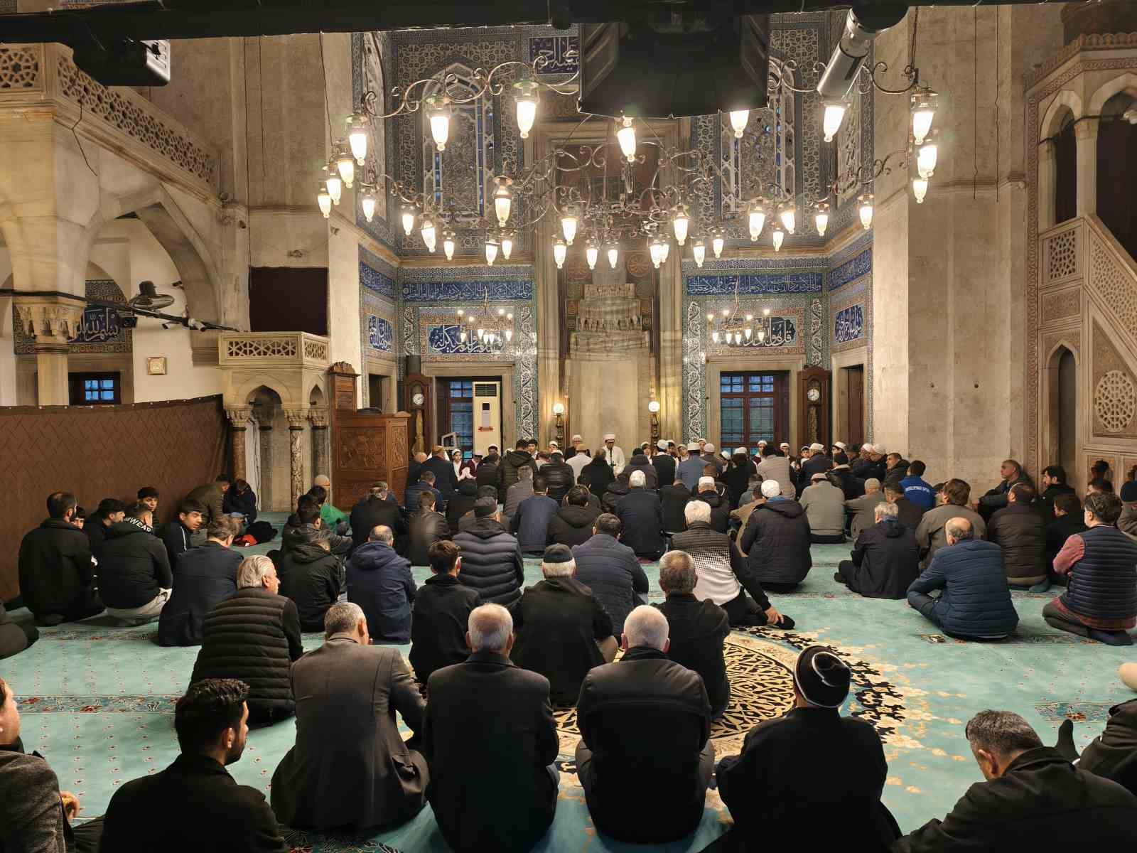 Mimar Sinan’ın eserinde sabah namazı coşkusu
