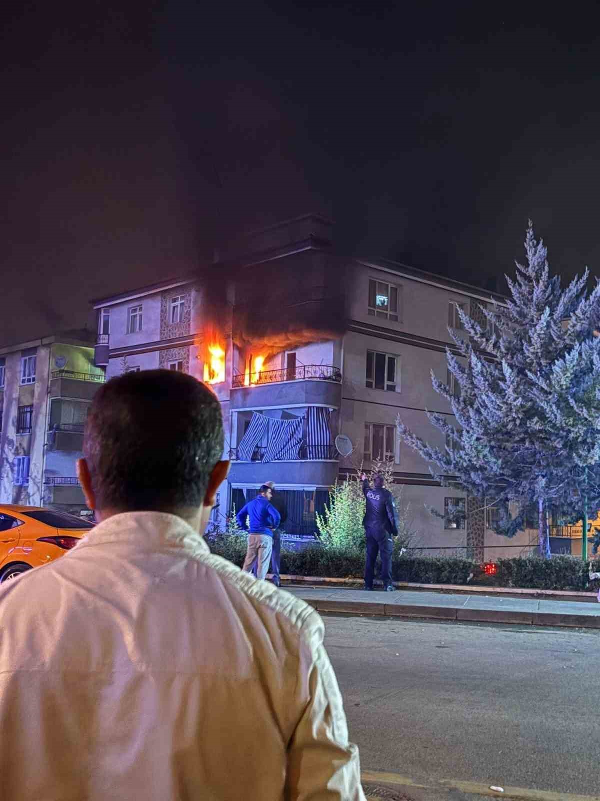 Ankara’da 4 katlı binada patlama: Hasarın boyutu gün aydınlanınca ortaya çıktı
