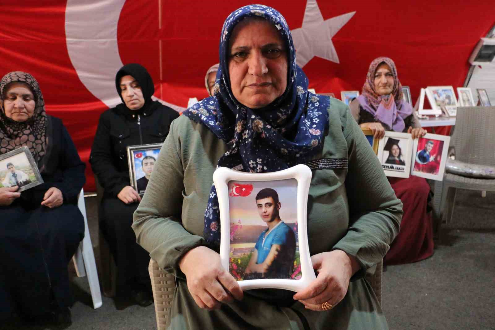 Diyarbakır annelerinden CHP’ye çağrı
