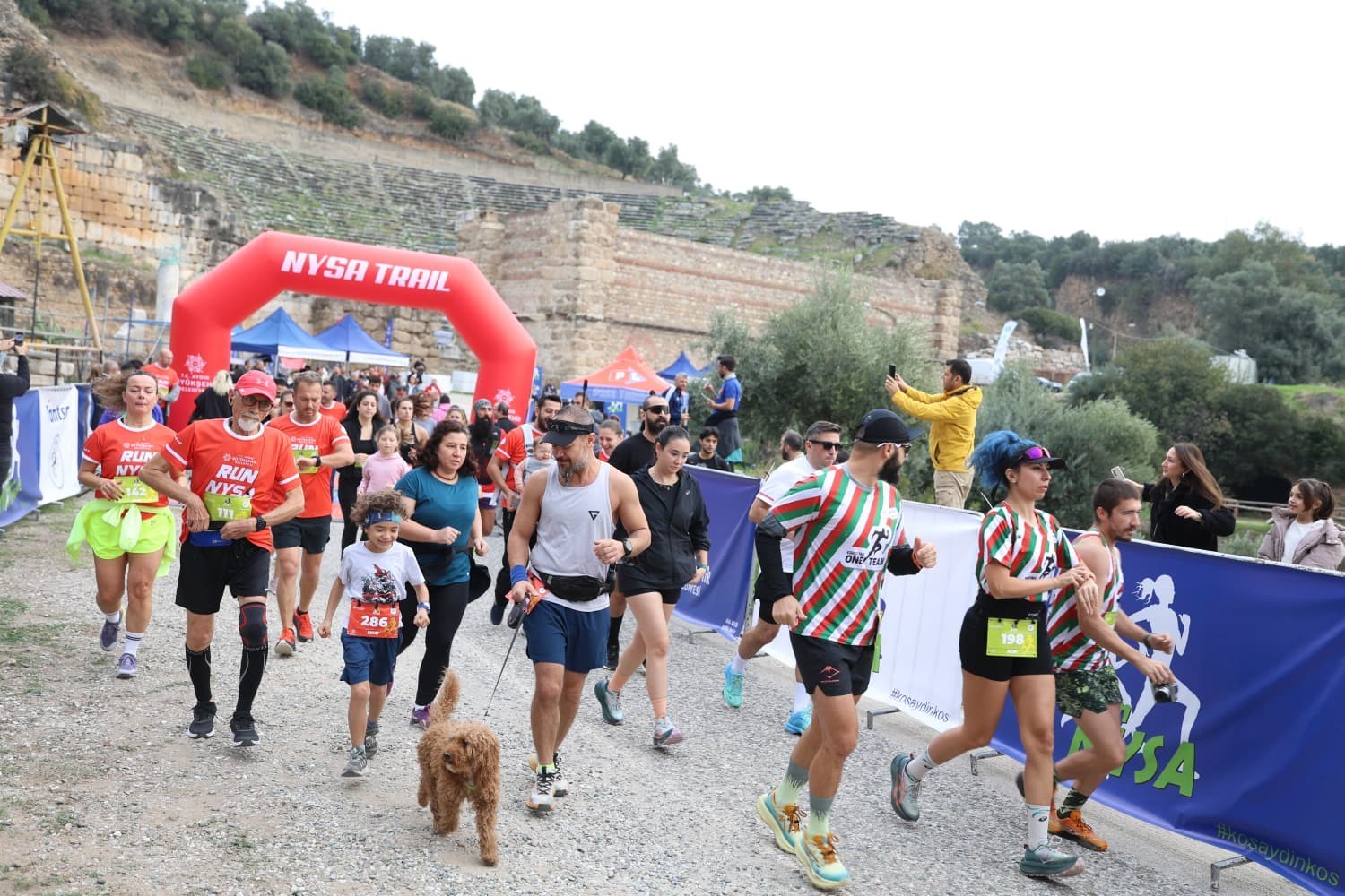 Sporseverler Nysa Antik Kenti’nde buluştu

