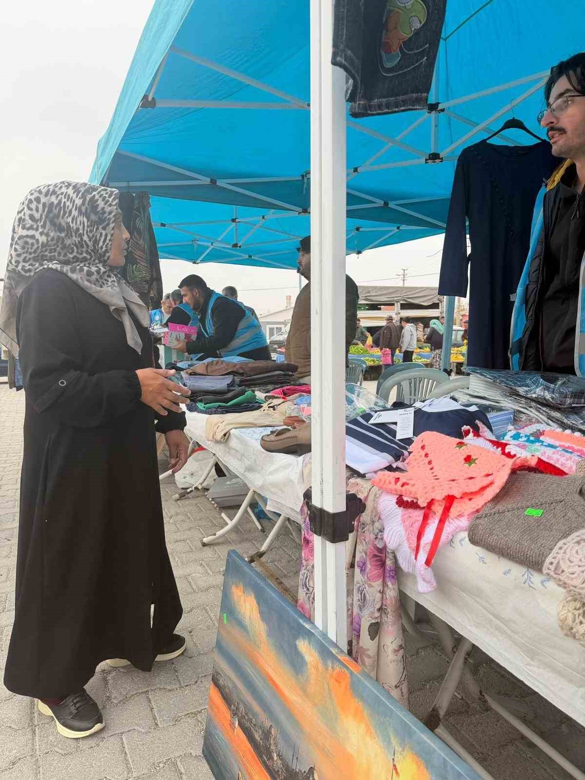 Kırka’da geliri Gazze’ye ulaştırmak amacı ile hayır çarşısı açıldı
