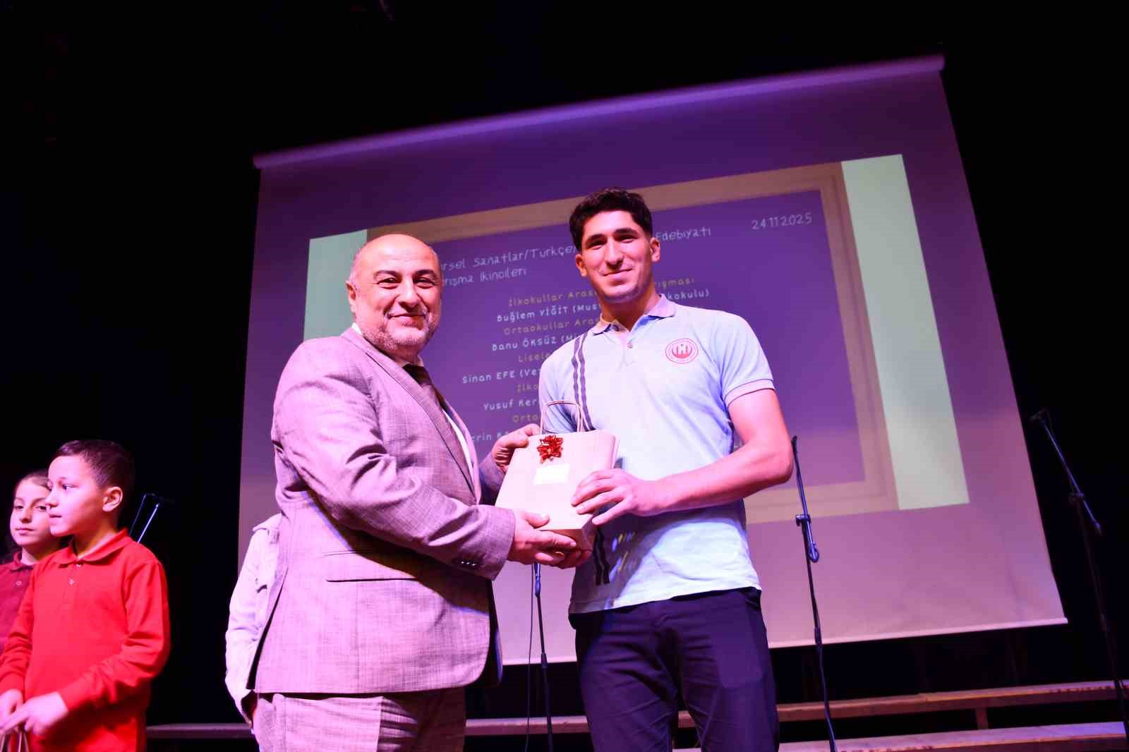 Vezirköprü’de "Öğretmenler Günü" kutlaması
