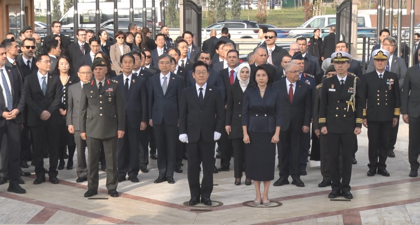 Güney Kore Cumhuriyeti Cumhurbaşkanı Myung’dan Kore gazilerine yakın ilgi
