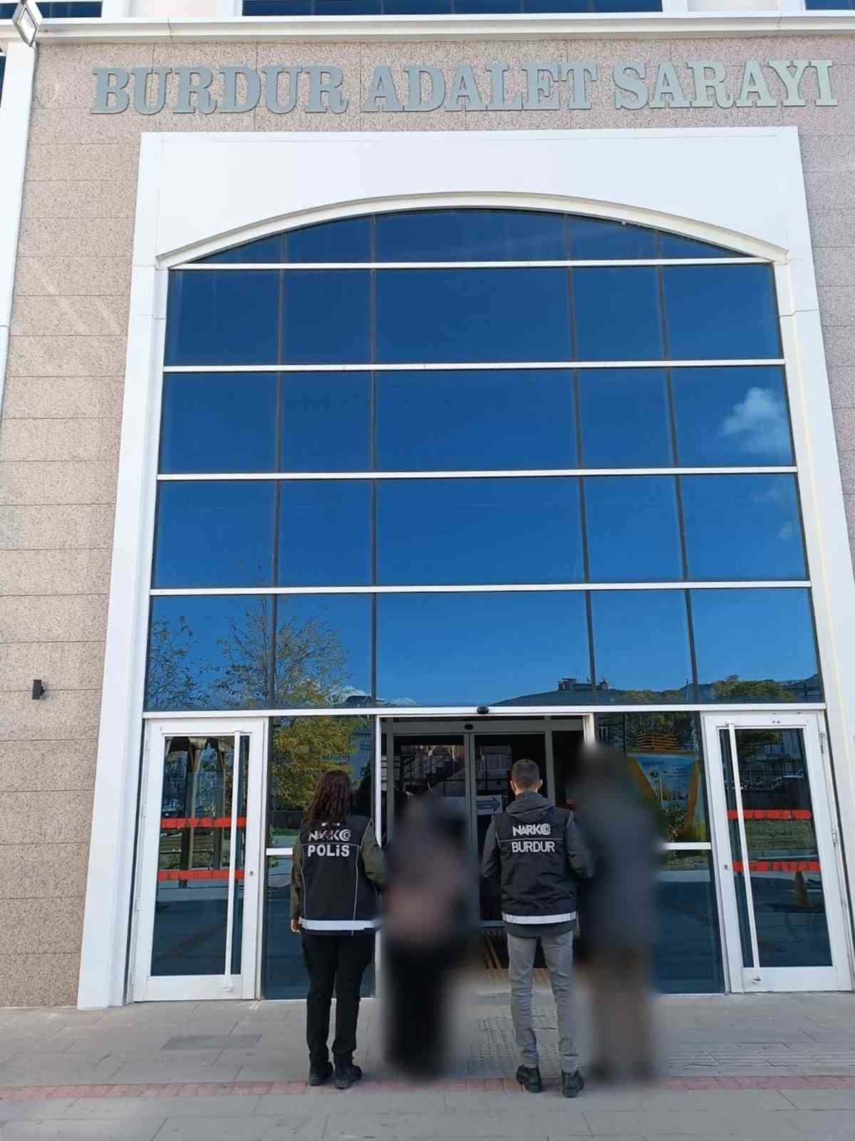 Burdur’da uyuşturucu operasyonu