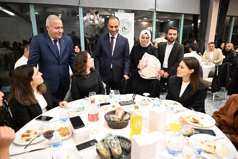 Gaziosmanpaşa Başkan Vekili Karadeniz 24 Kasım Öğretmenler Günü’nü kutladı
