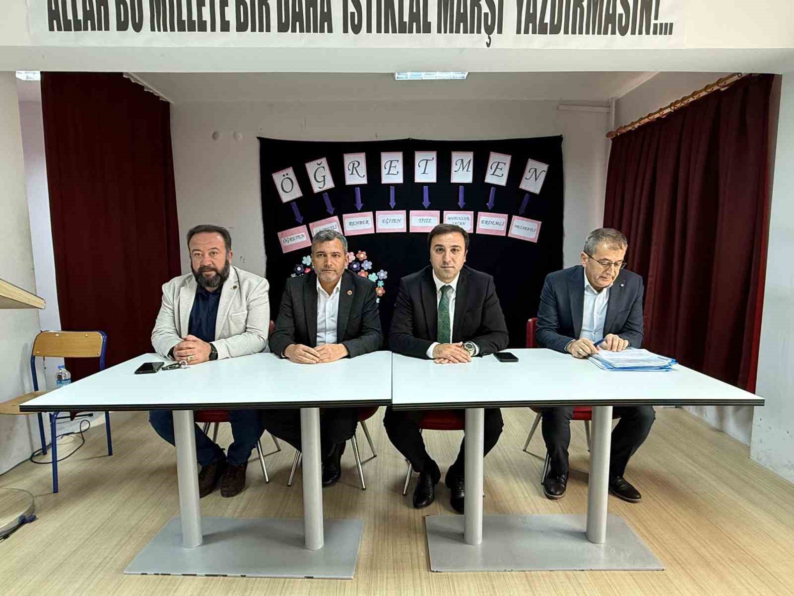 Çavdarhisar’da 2026 yılında köylere yapılacak yatırımlar ele alındı
