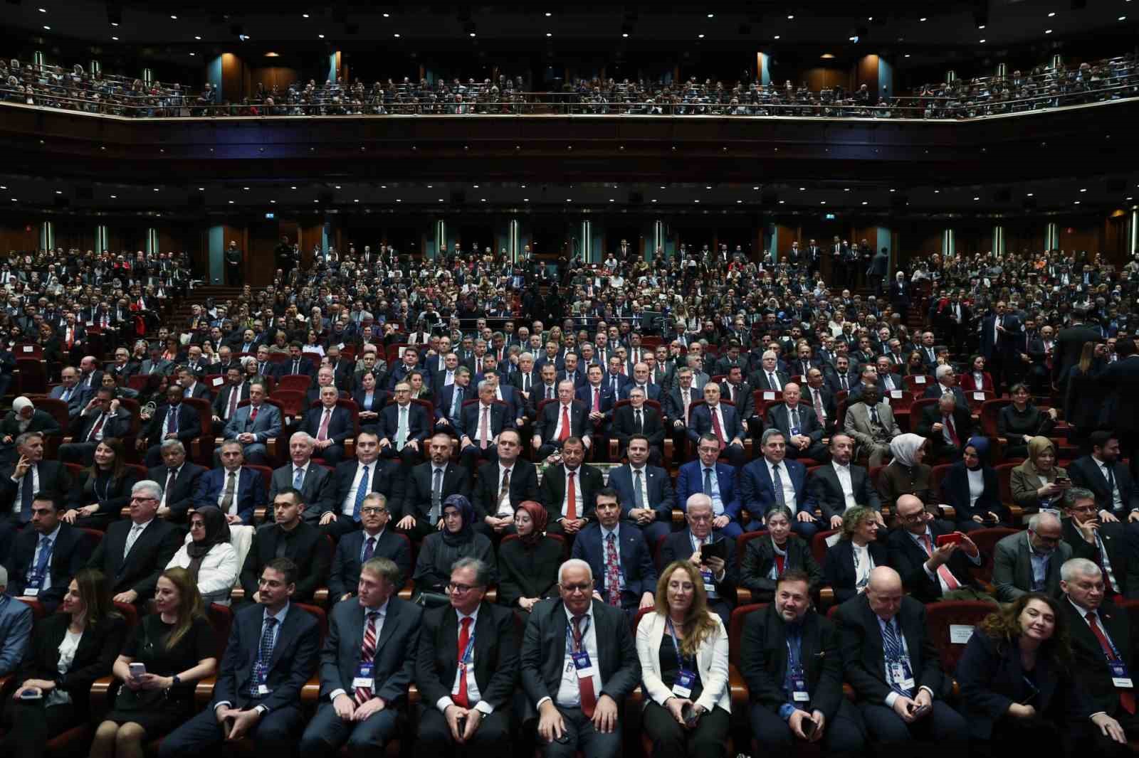 Bilim sağlık diplomasisi ve uluslararası iş birlikleri üst düzey programda ele alındı