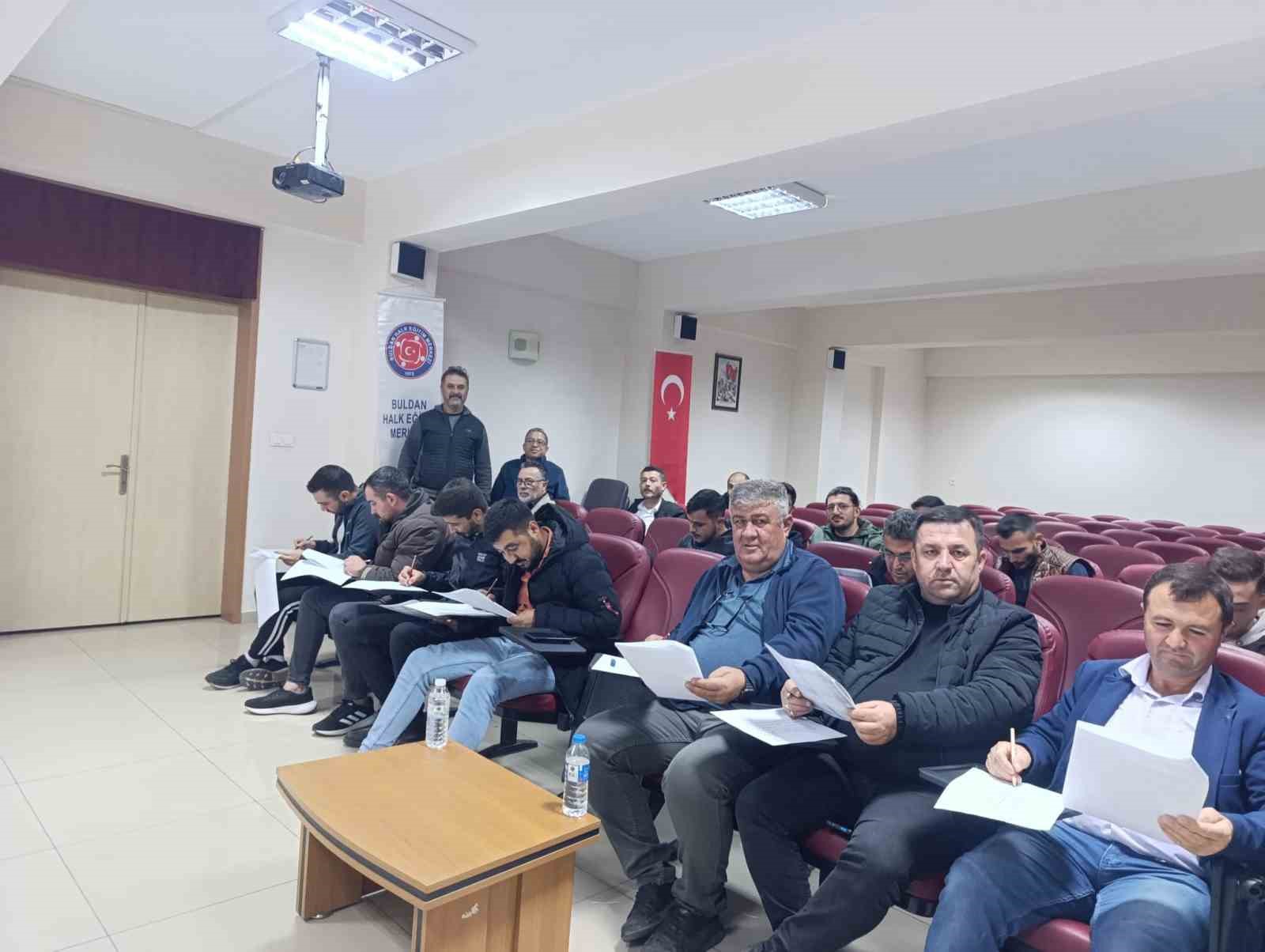 Buldanlı avcılar sertifika sahibi oldu