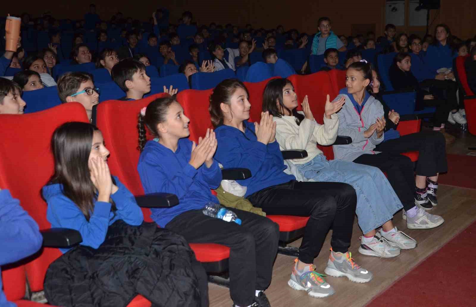 "Bir Kooperatif Macerası" Bafra’da sahnelendi
