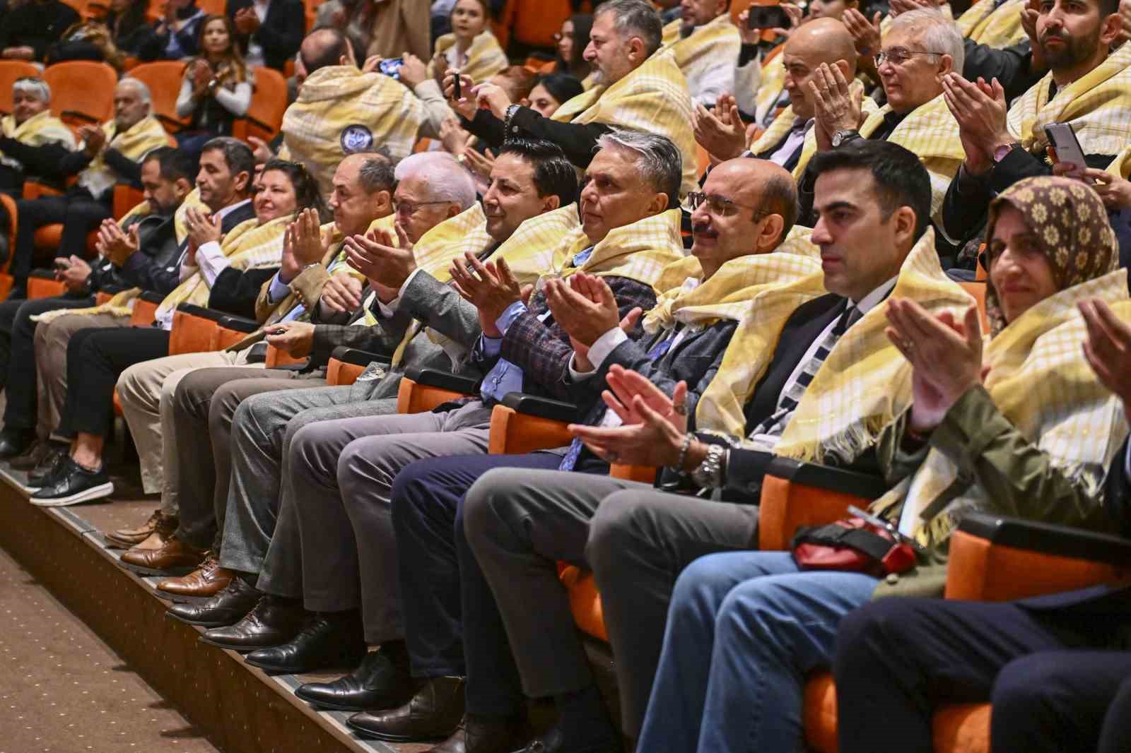 Ümit Uysal: "Yörük kültürü yerelden evrensele bizi geleceğe taşıyacak bir değerdir"
