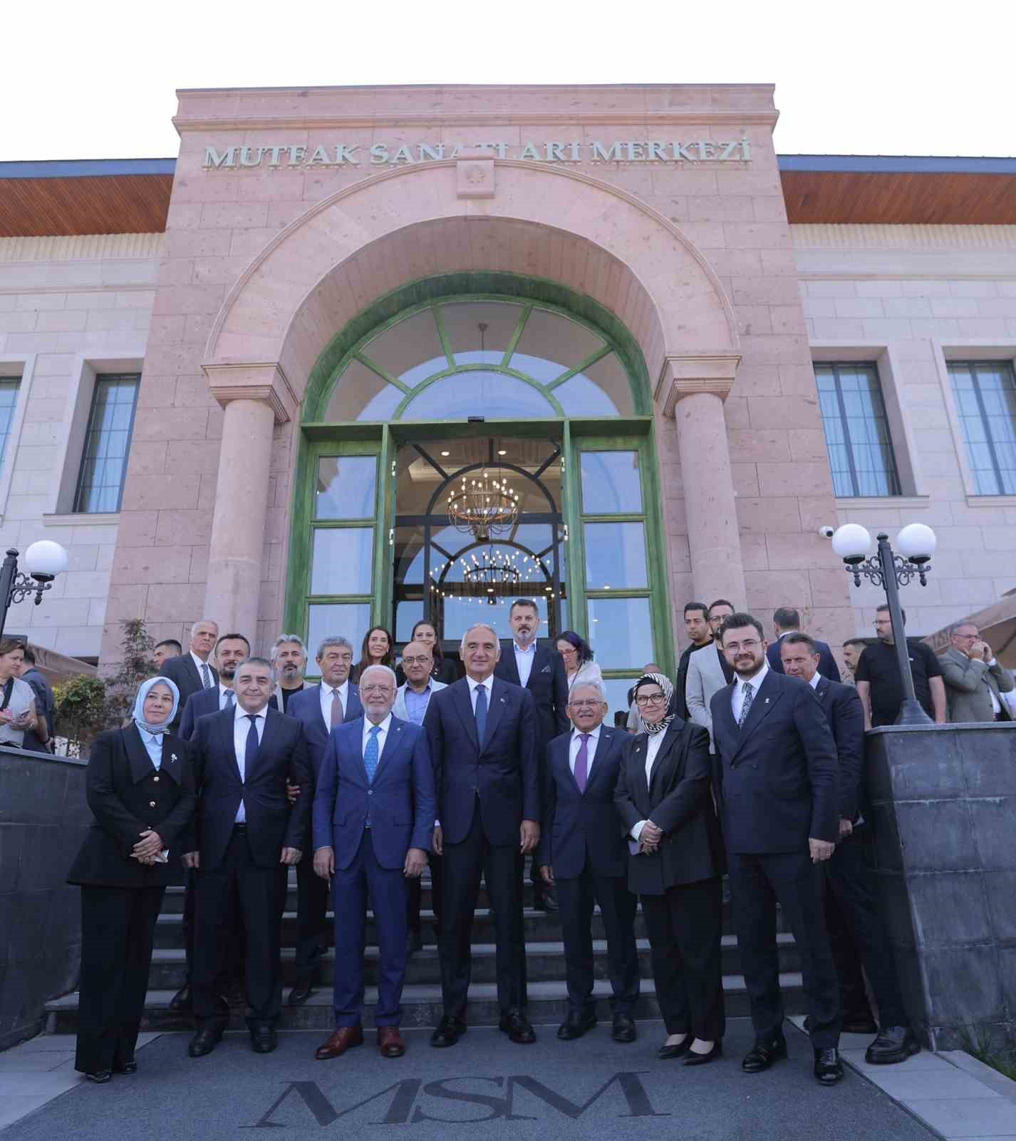 Kayseri Büyükşehir, ‘2027 Türk Dünyası Kültür Başkenti’ için resmen aday
