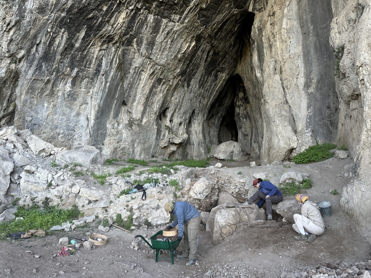 Akdeniz Üniversitesi’nden bilim dünyasına ışık
