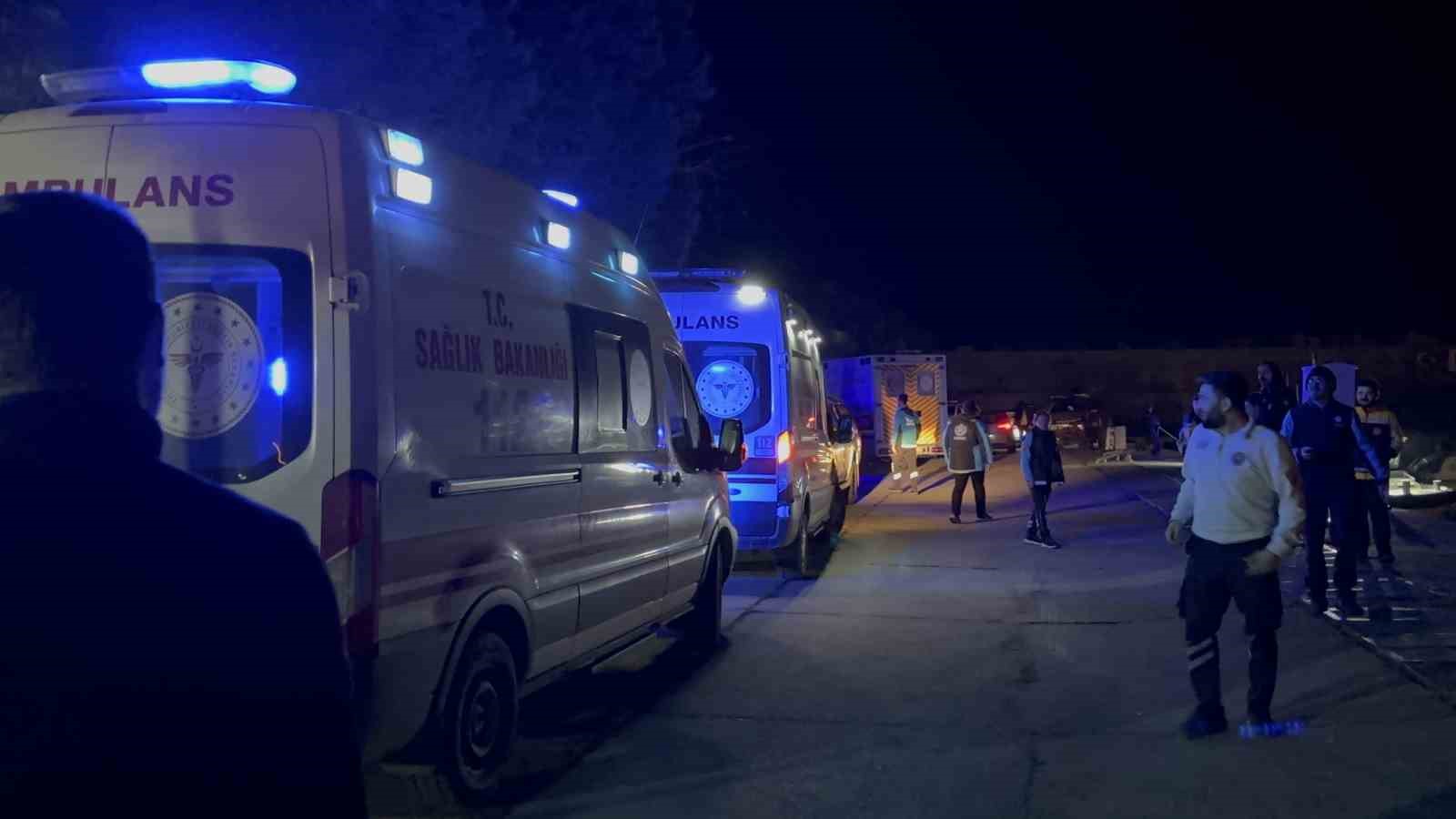 Gemiden tahliye edilen 25 personel Kocaeli’ye getirildi
