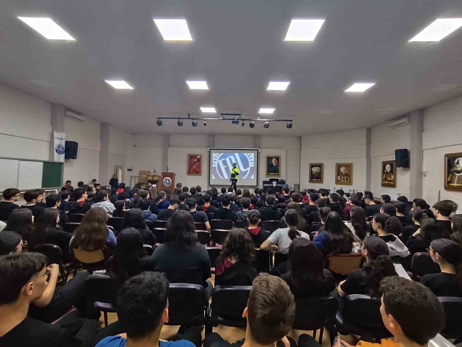 Manisa’da 700 kişiye suç önleme ve farkındalık eğitimi
