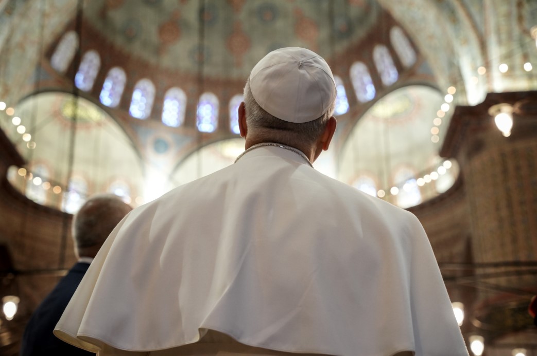 Papa 14. Leo, Sultanahmet Camii’ni hayranlıkla inceledi, Sultanahmet Cami müezzini Musa Aşgın Tunca o anları anlattı