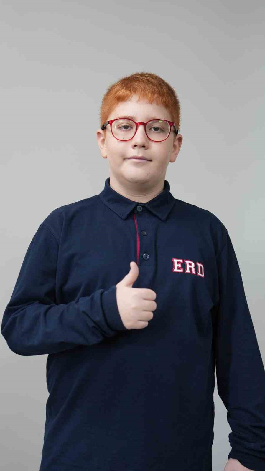 Erdem Koleji öğrencileri AMO Matematik Olimpiyatı’nda 59 madalya kazandı
