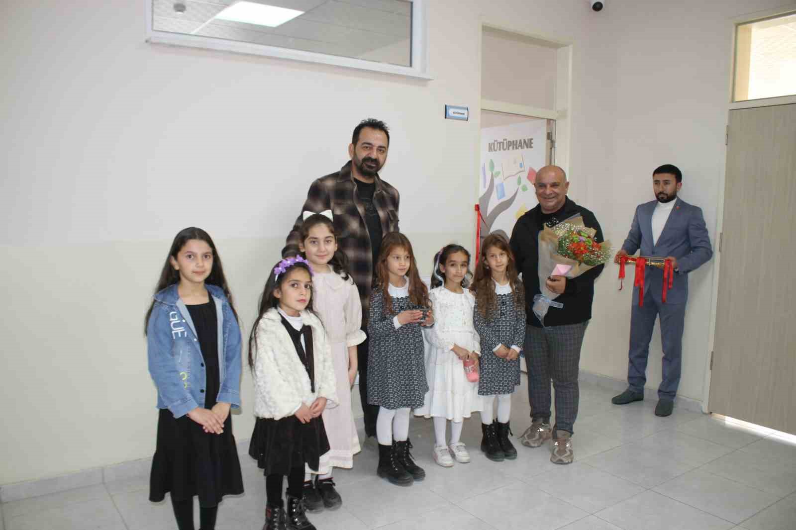 Malazgirt İlkokulu yeni kütüphanesine kavuştu
