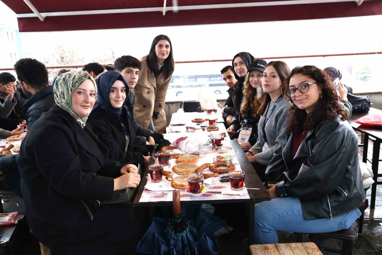 Bursa’nın enfes lezzetleri Osmangazi’de tanıtıldı