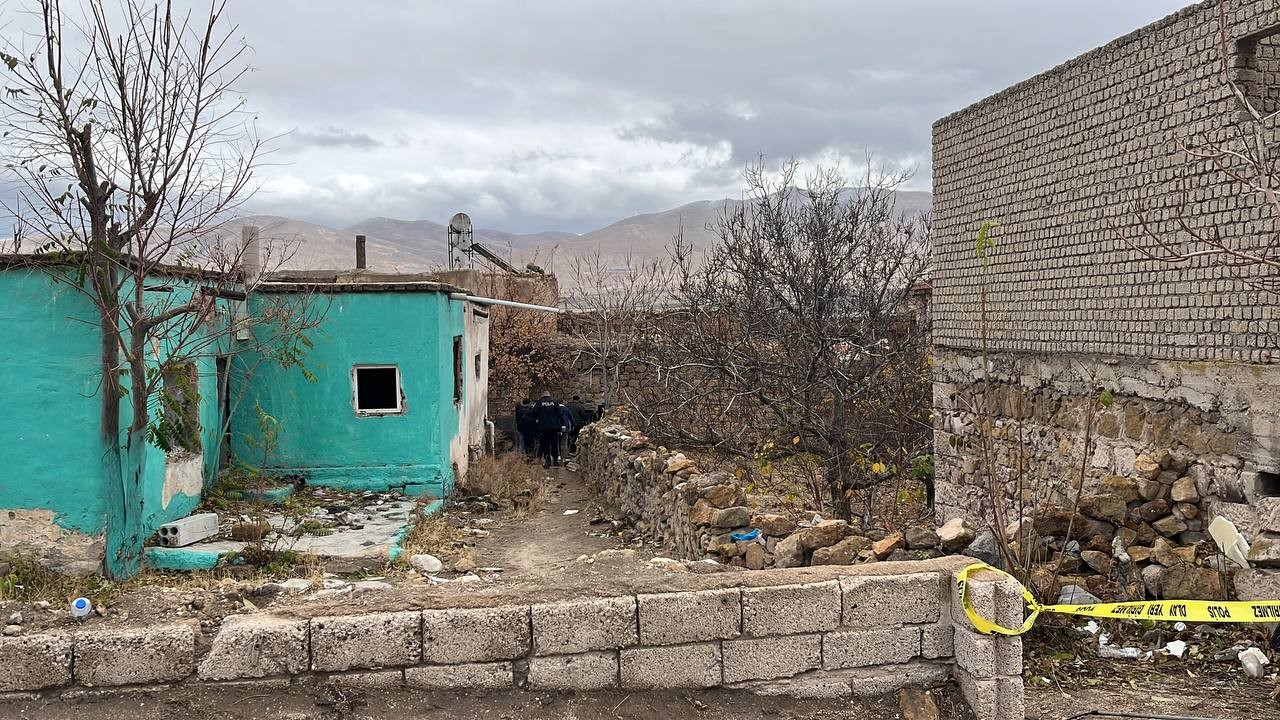 23 yaşındaki genç, metruk binada ölü bulundu
