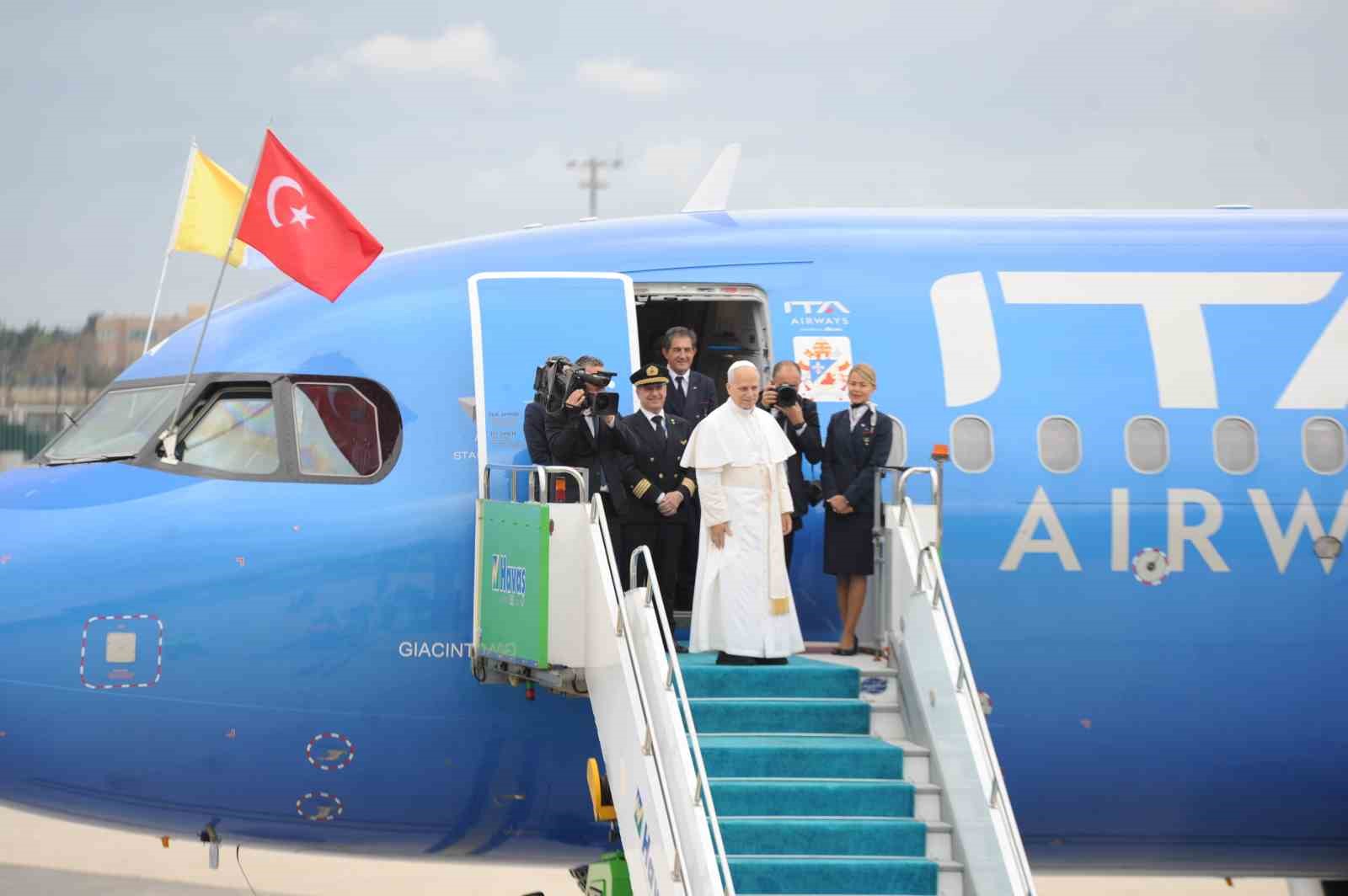 Papa 14. Leo, Türkiye’den ayrıldı