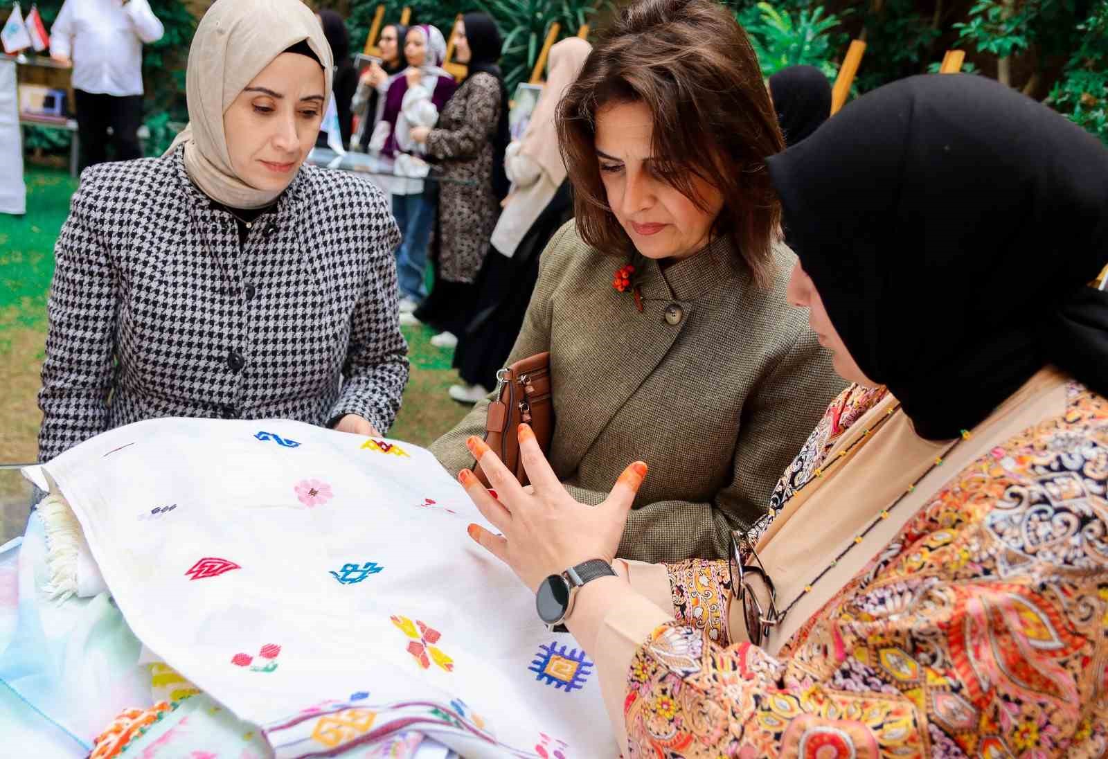 Karnavas Bezi Kahire’de görücüye çıktı
