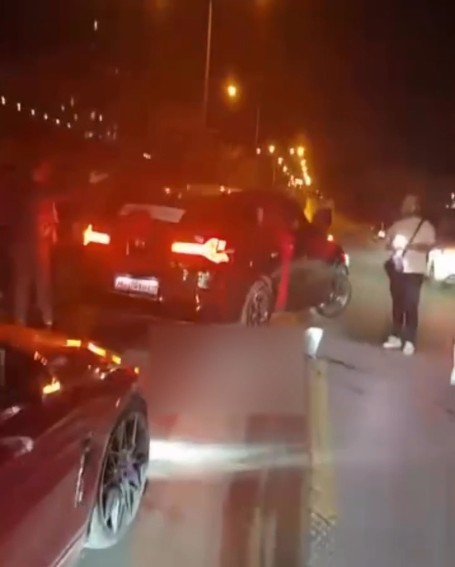 Düğünde yolu kapatanlara 18 bin TL ceza kesildi
