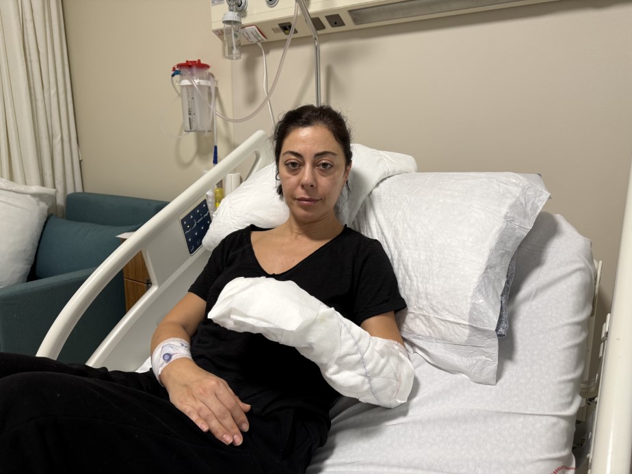 Dekoratif şömine bomba gibi patladı, vücudunun yüzde 30’u yandı: 