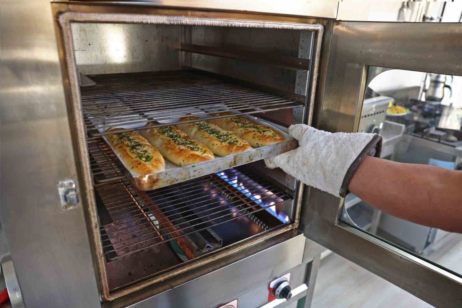 ATASEM’de çölyaklı bireylere glütensiz mutfak eğitimi
