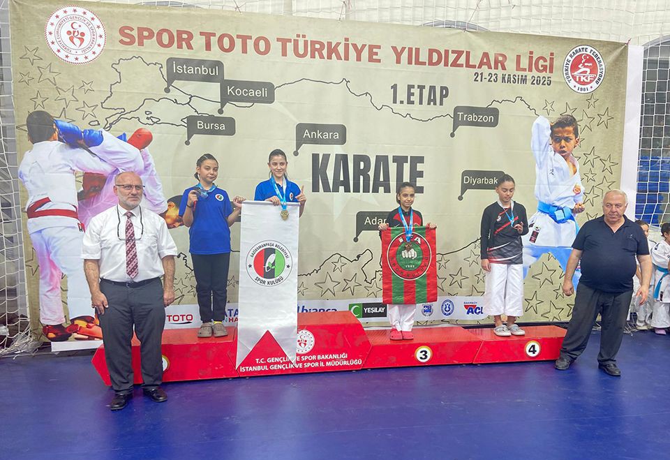 Gaziosmanpaşalı karatecilerden Türkiye Yıldızlar Ligi’nde 14 madalya