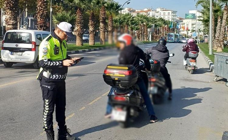 Manisa’da bir haftada 7 bin 867 sürücüye ceza