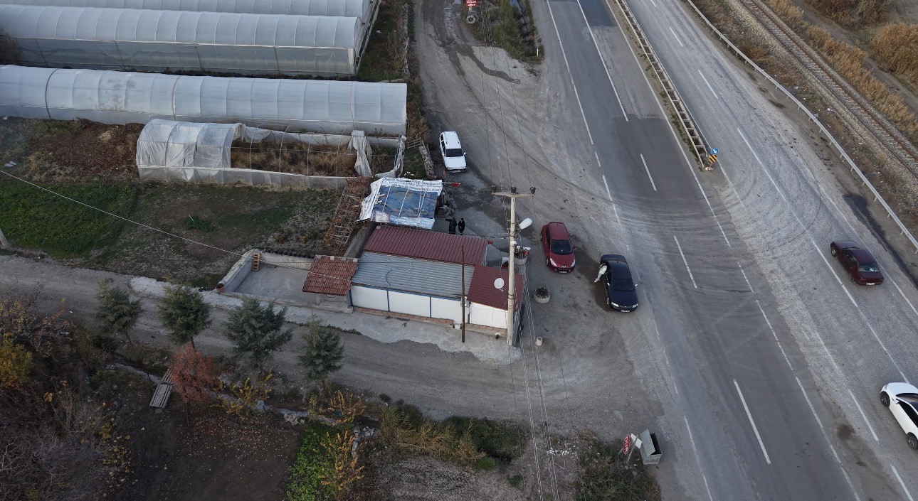 Hem satıyor hem anlatıyor: 4 çocuk annesi Çankırı’nın meşhur tuzuyla 6 yıldır geçimini sağlıyor