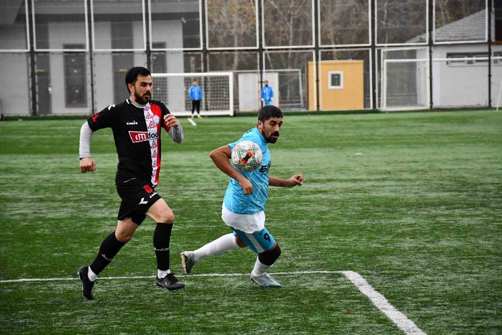 Süper Amatör Küme Derbisi’nde kazanan Döğerspor oldu