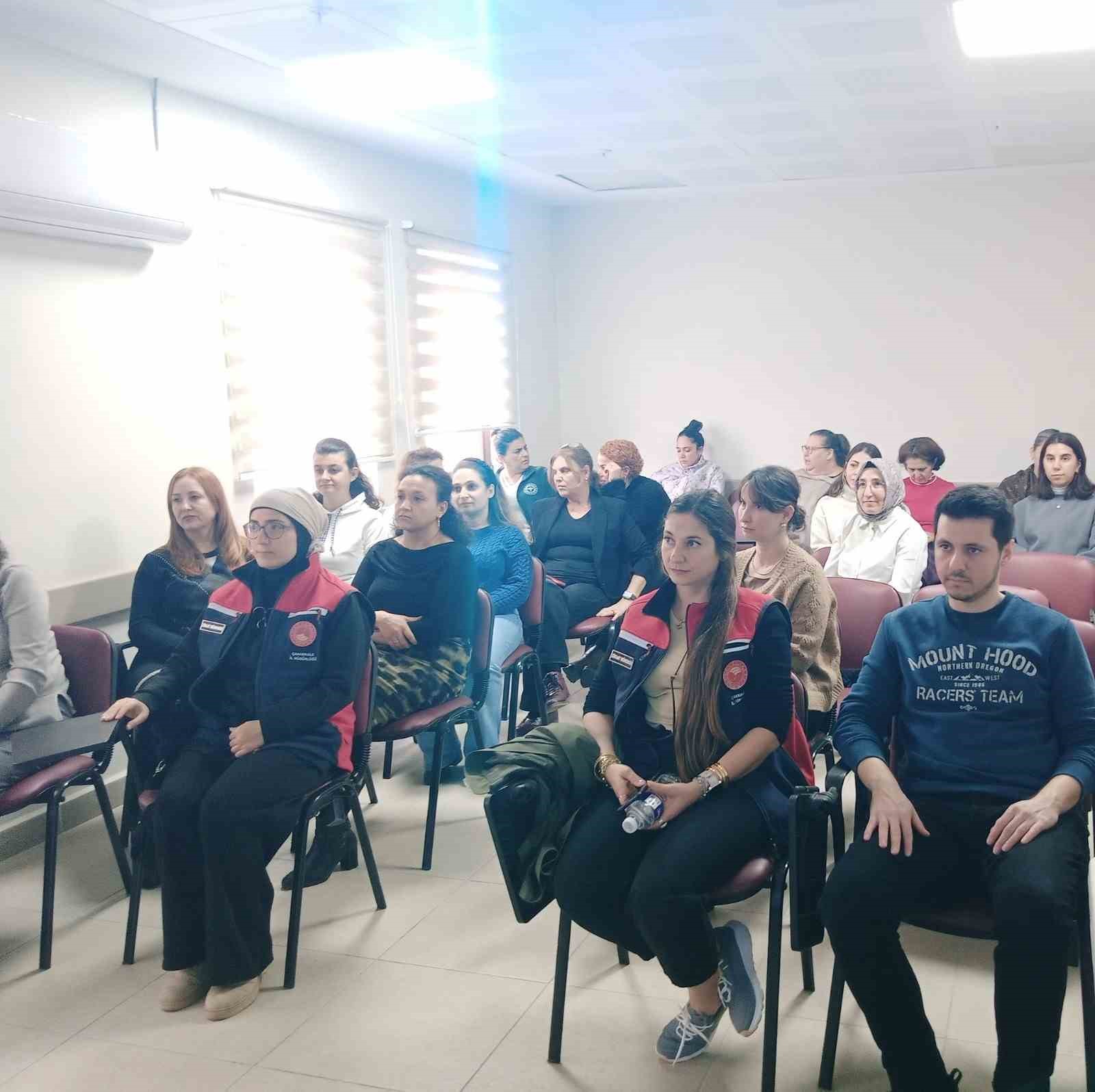 Gelibolu’da kahverengi kokarca ile mücadele eğitimleri devam ediyor