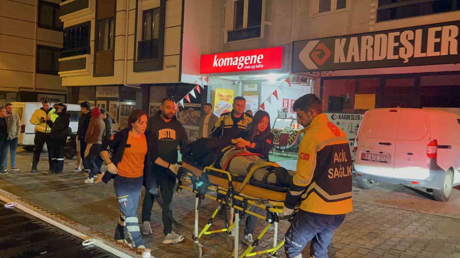 Tekirdağ’da motosiklet oto kurtarıcıya ok gibi saplandı