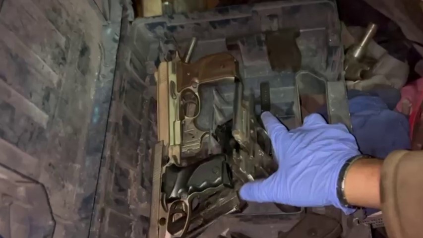 Bursa’da kaçak silah atölyesine Yıldırım operasyonu: Çok sayıda silah ele geçirildi