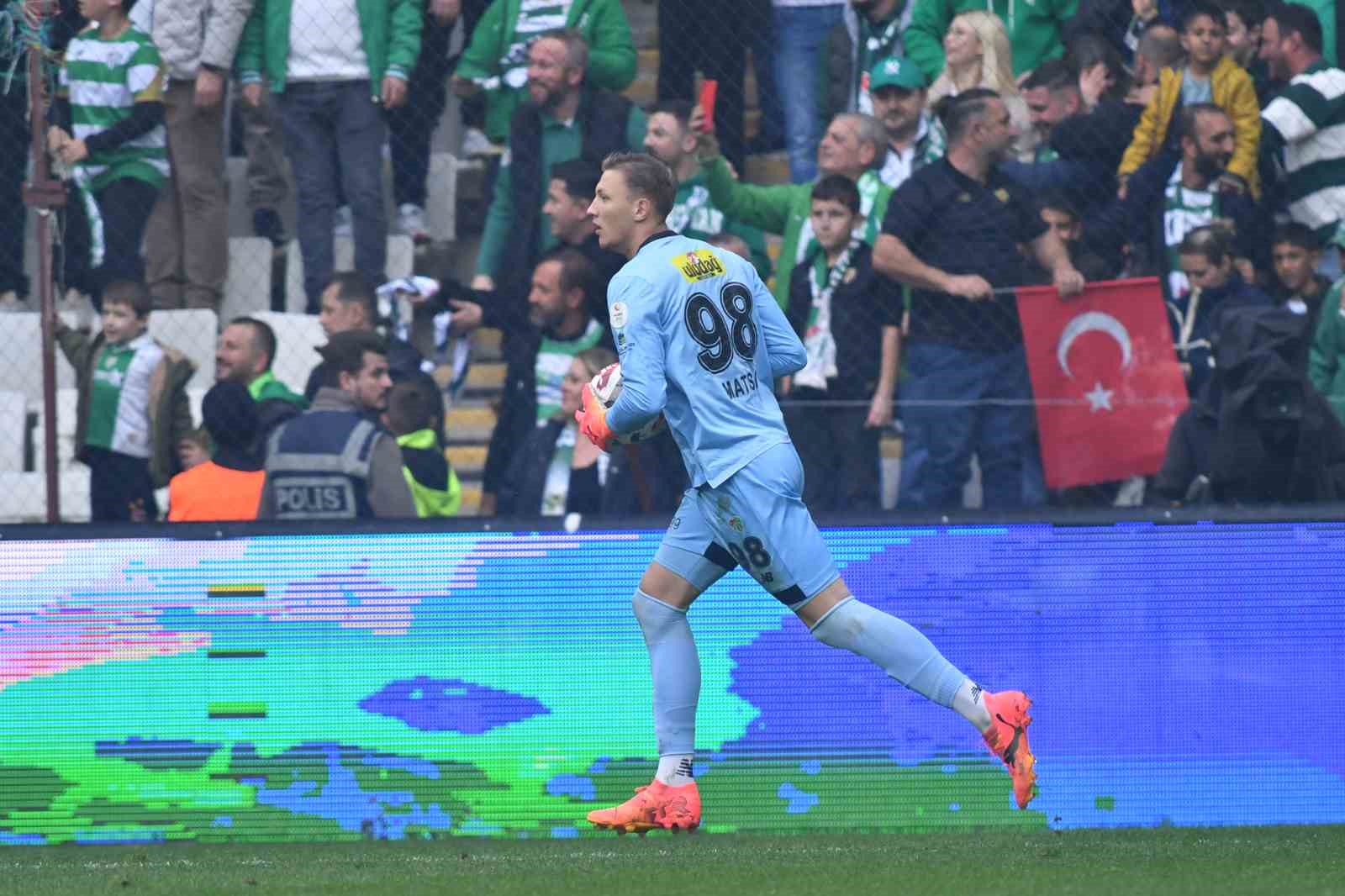 Kerem Matışlı Bursaspor kalesinde güven veriyor
