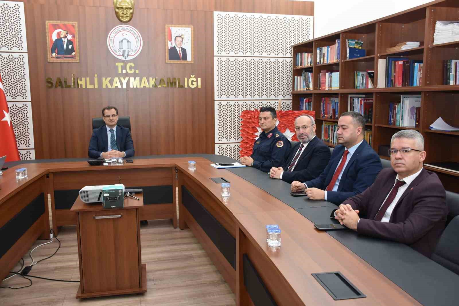 Salihli’de kamu hizmetlerinde aralık ayı planlaması yapıldı