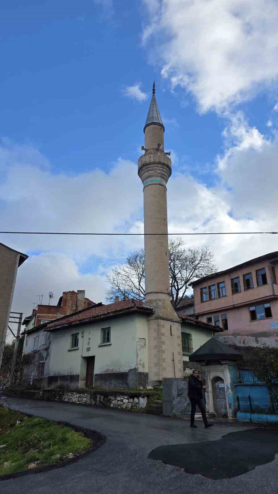 Muhtar Tavalıoğlu: "Mahallemize yeni mezarlık alanı kazandırılmasını istiyoruz"