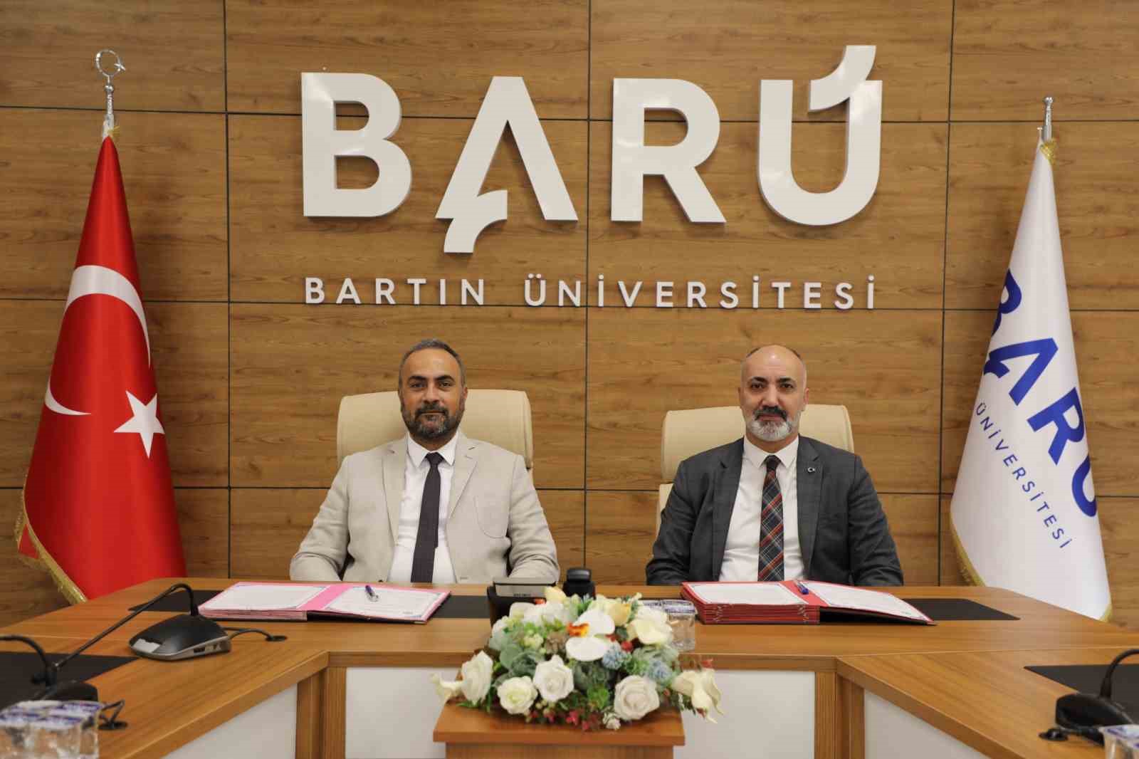 BARÜ, "Engelsiz Üniversite" protokolü imzalandı
