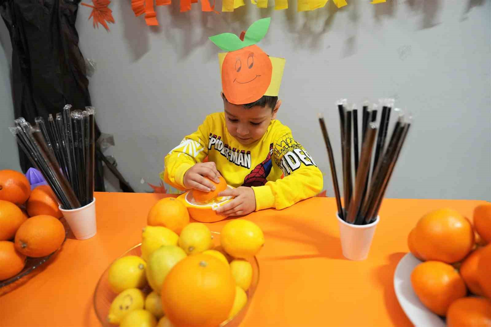 Keçiören’de çocuklara C vitamini şenliği
